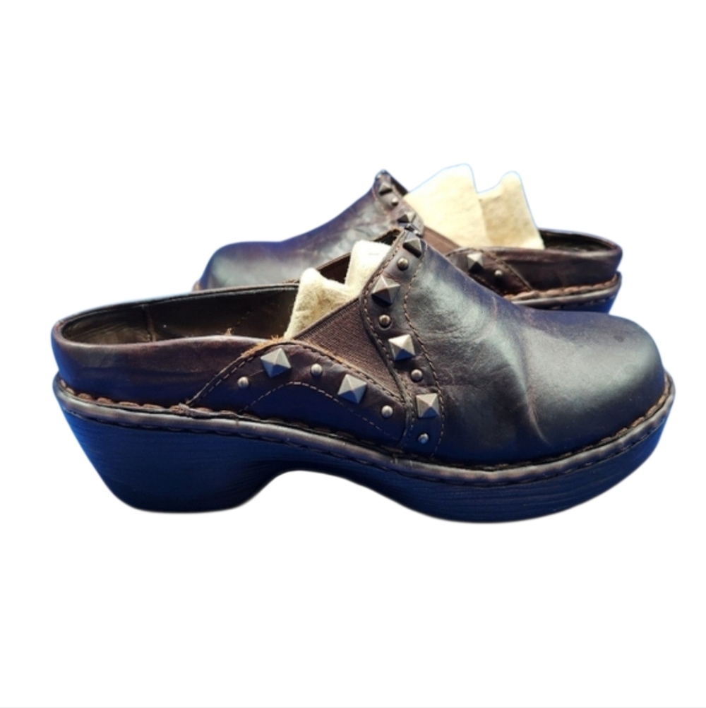 Dream by Durango Womens Size 7 Brown Studded Western Leather Heel Clogs RD3834